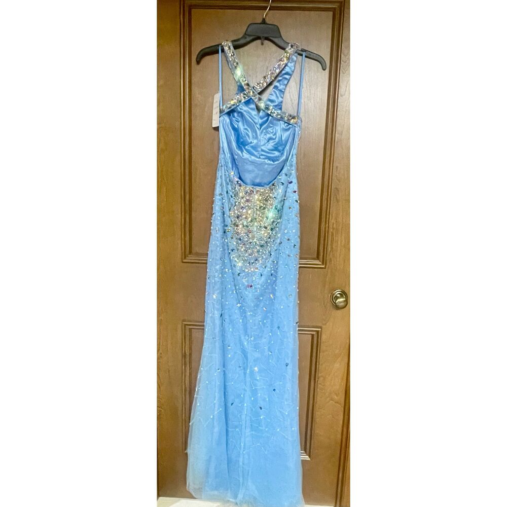 Custom made stunning gown - Picture 4 of 7